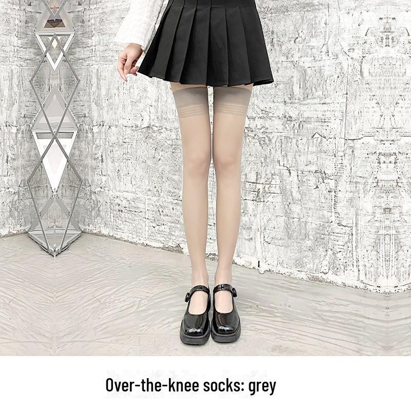 Damen Schwarze Seiden Oberschenkelhohe Strümpfe mit rotem Rand – Laufmaschenfest und Sexy für den Sommer