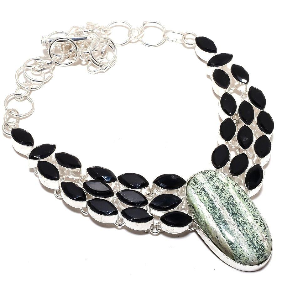 

Banded Green Jasper, Black Onyx 925 Sterling Silver Jewelry Necklace 18 MQ-1201 18 зелений