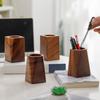 Portalápices de Madera de Nogal Tubo Único Estilo Ceremonia del Té Organizador Hecho a Mano Almacenamiento de Escritorio para Pinceles Herramientas Decoración Elegante de Oficina