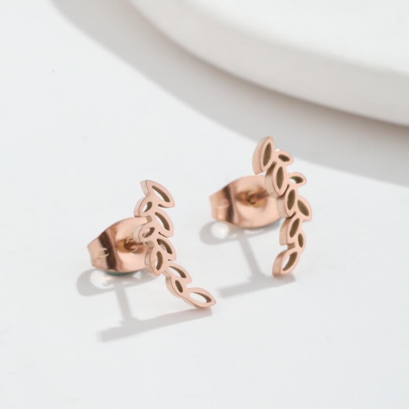 Korean Style Winter Gift Set: Women's Cartoon Boots, Geometric Earrings, and Fashion Hat