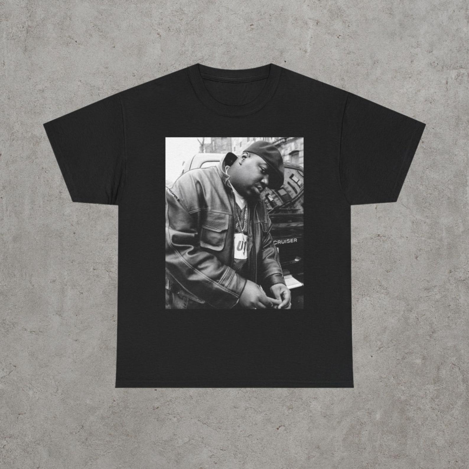 Vintage Rap Icon Tee: Classic Hip Hop Tribute, Unisex Heavy Cotton XL