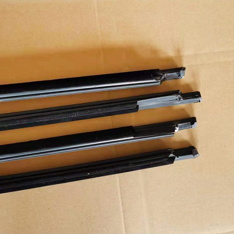 

BMW 3 серии E90 Наружная уплотнительная полоса водоотражателя двери Rear Right Door Outer Strip