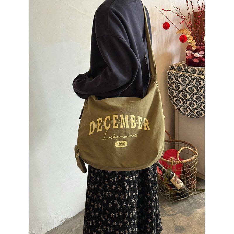 Large-capacity Letter-printed Relaxed-style Casual Commuting Single-shoulder Crossbody Bag