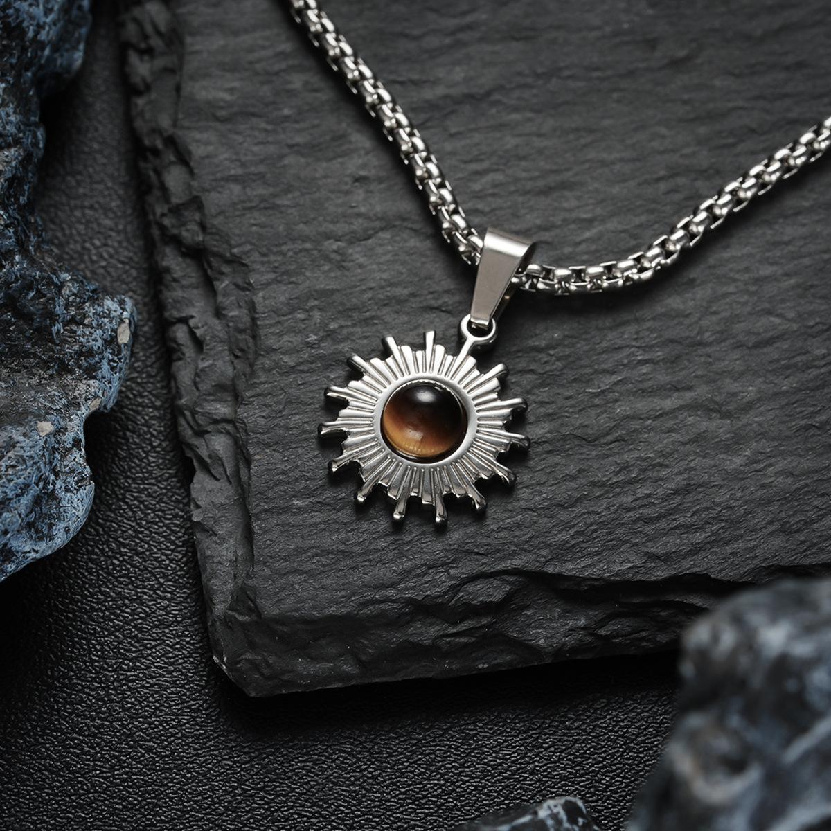 Retro Sunflower Tiger Eye Pendant Necklace Hip Hop Men Long Stainless Steel Sweater Chain Jewelry Fashion Accessories серебряный