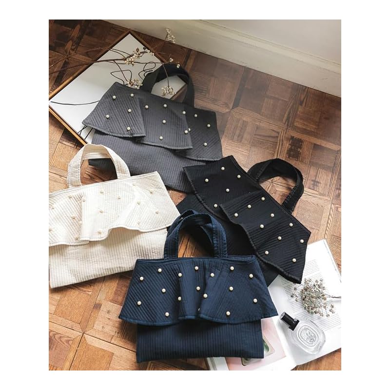 [Kobe lettuce] frills Nubi bag ladies pearl mothers bag tote bag sub bag quilting [B1585] M light beige