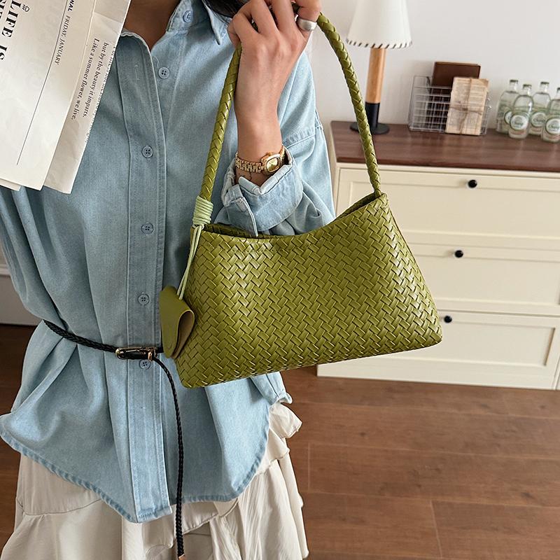 Woven Texture Shoulder Bag with Braided Handle and Soft Structure Elegant Style for Daily Wear