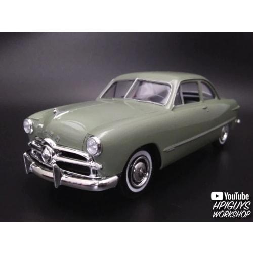 AMT 1/25 Scale 1949 Ford Coupe The 49er Plastic Model Kit AMT1359 (Pre-painted)