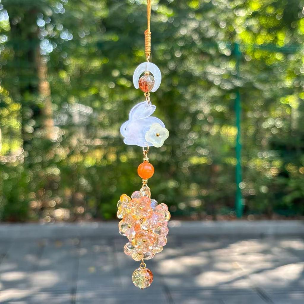 Maiglöckchen Handy-Lanyard mit Quasten-Anhänger - Frisches, vielseitiges Design