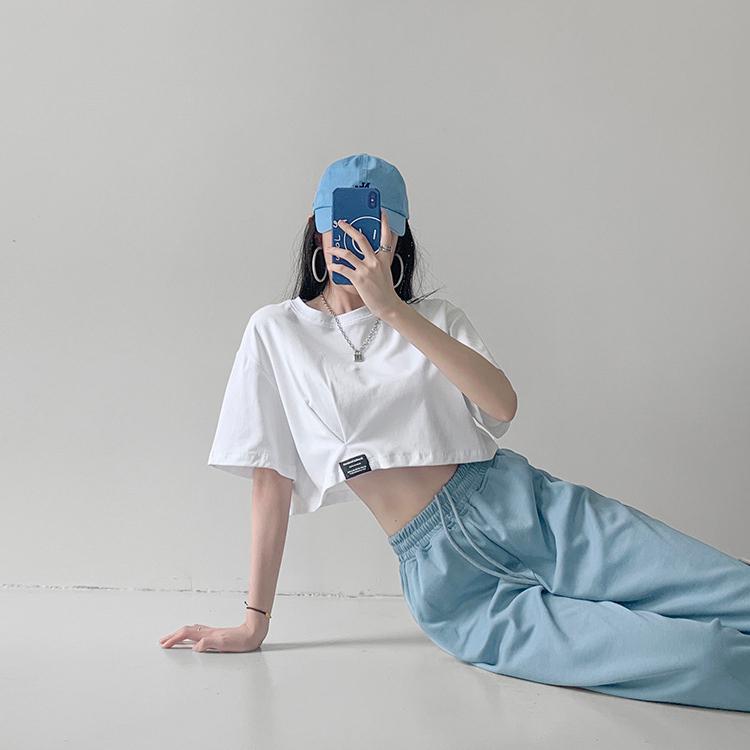 Harajuku მარტივი სოლიდური Crop Top ქალების ყოველდღიური მოკლემკლავიანი მაისური ზაფხულის სექსუალური თავისუფალი ახალგაზრდა გოგოს მოკლე მაისური კორეული ტანსაცმლის ტოპები