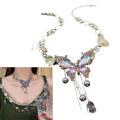 Dazzling Allover Crystal Butterfly Love Charm Necklace Moving Fringe Detailing Clavicle Chain Adjustable Neckchain