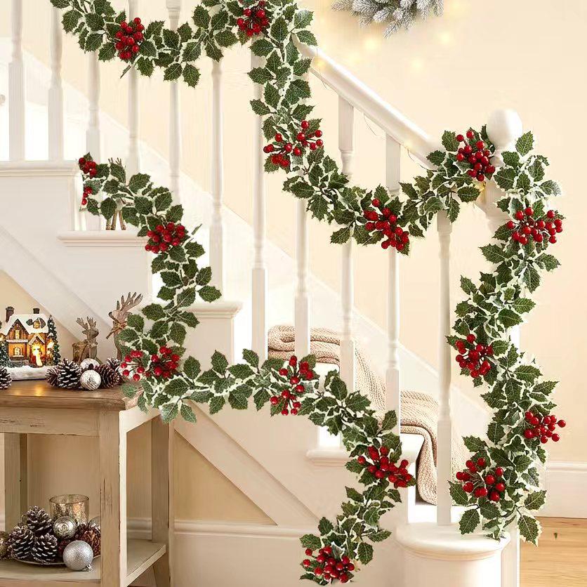 Red Berry Christmas Artificial Vine for Indoor Decoration and Photography Props