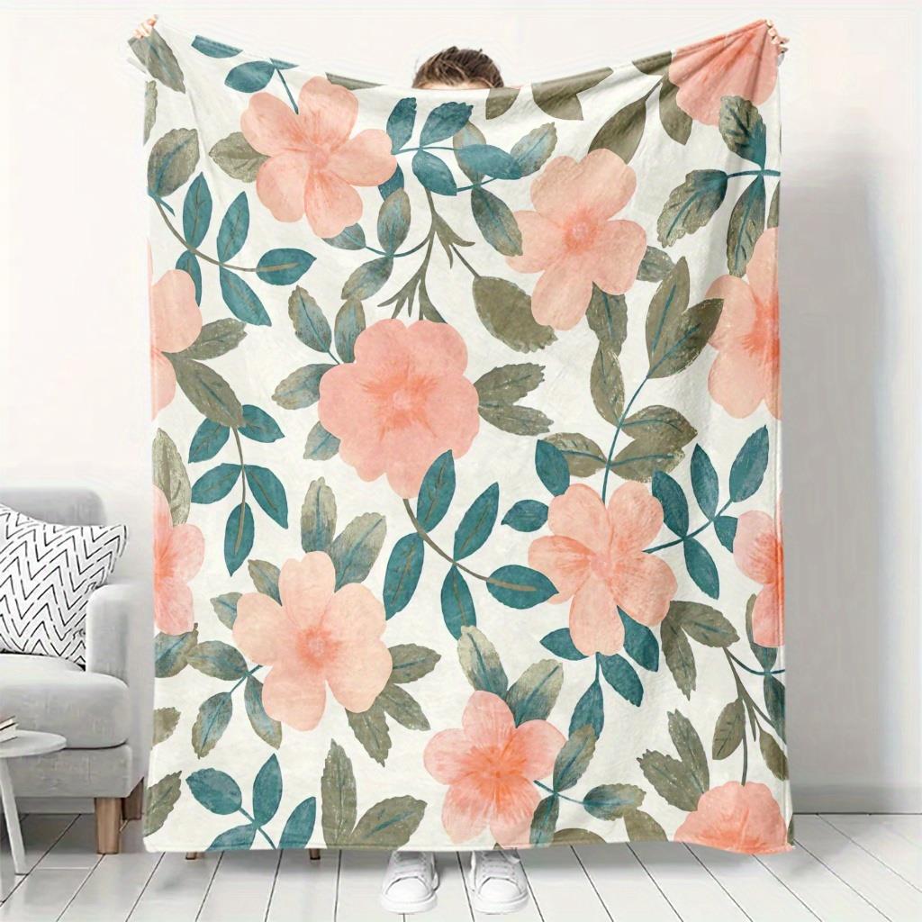 

1pc Light pink floral and green leaf pattern blanket polyester fabric machine washable suitable for bedroom and living room 75x100cm