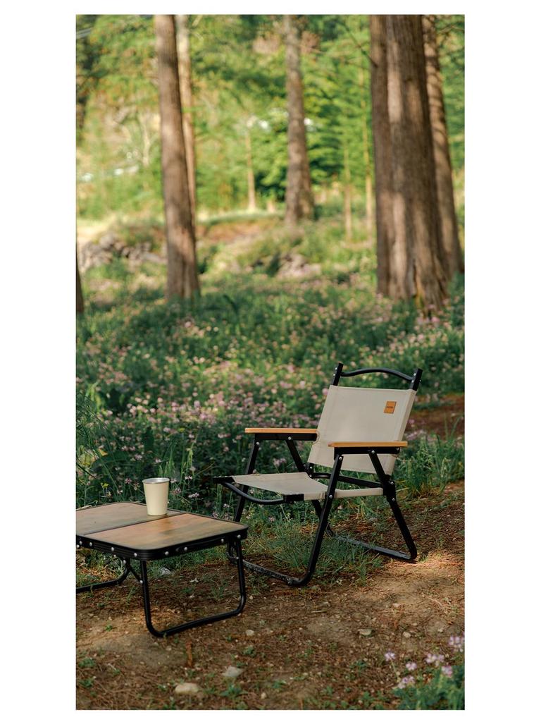 Retro Portable Folding Table for Outdoor Camping and Self-Driving Tours