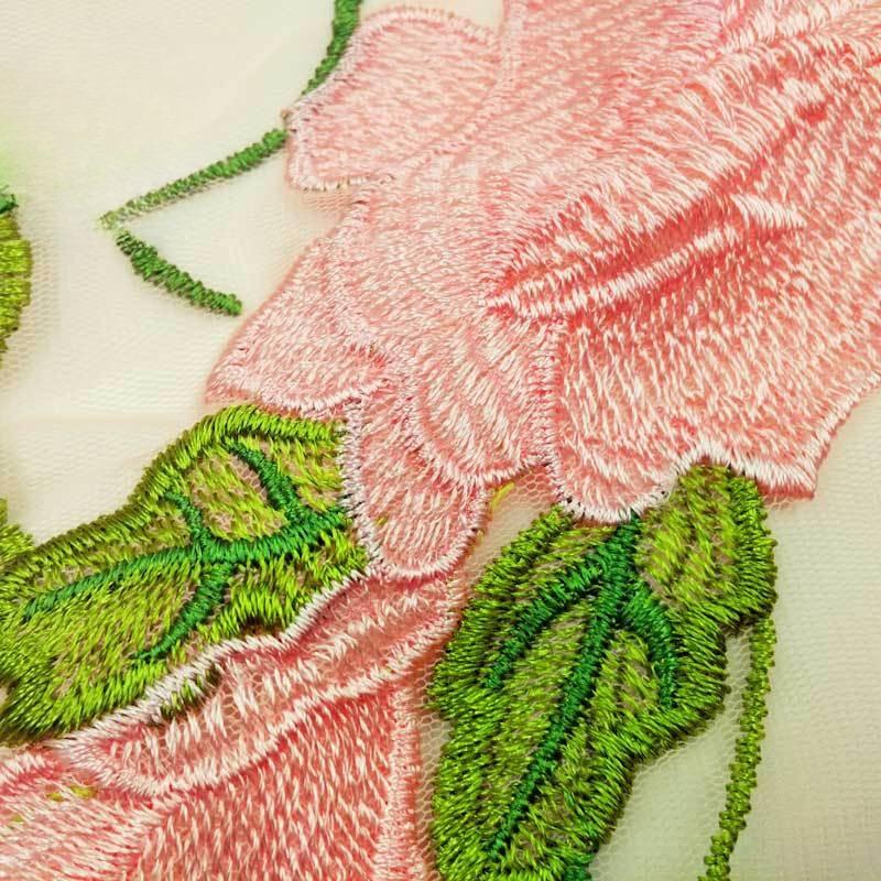 Polyester Light Silk Three-Color Embroidery Fabric, Water-Soluble Lace Full-Width Accessories, Colorful Heavy Industry Dyed Embroidery Cloth