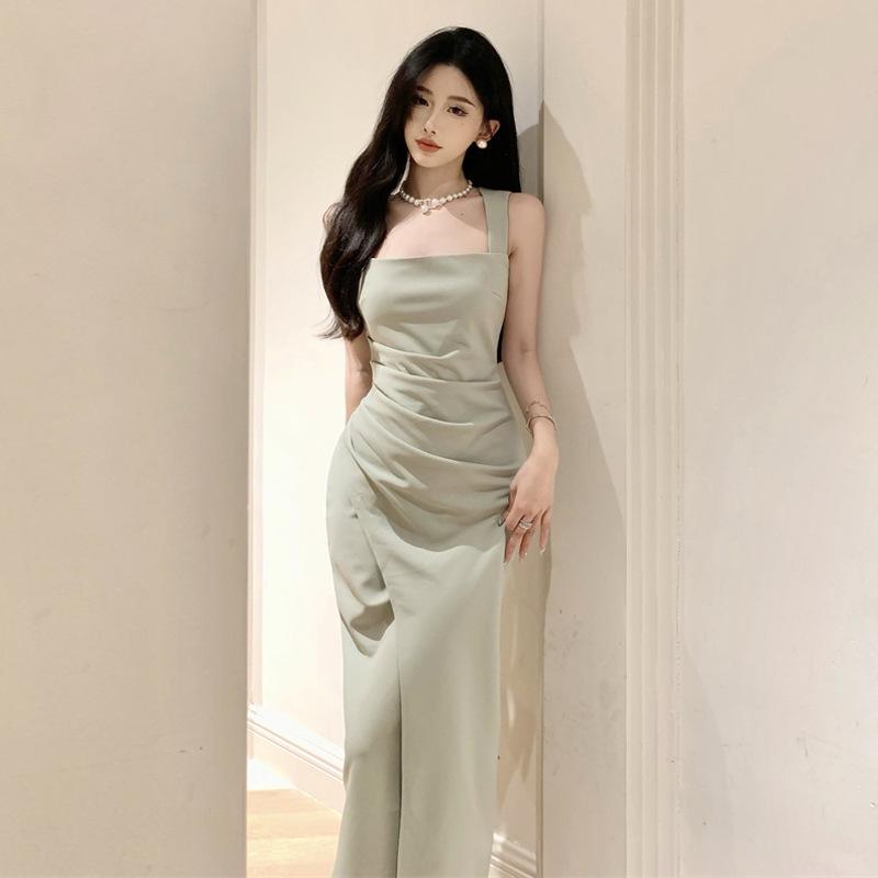 

Женское платье французского темперамента, однотонное, с разрезом и складками на талии L