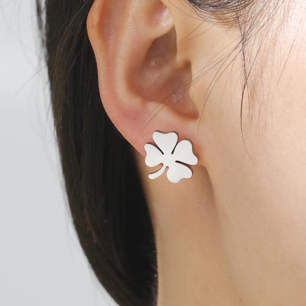 Dawapara Minimalist Four Leaf Clover Stud Earrings for Women Sunflower Good Luck Gift Stainless Steel Irish Jewelry