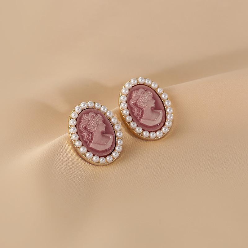 Vintage Silver Pearl Stud Earrings - Elegant Light Luxury Court Style