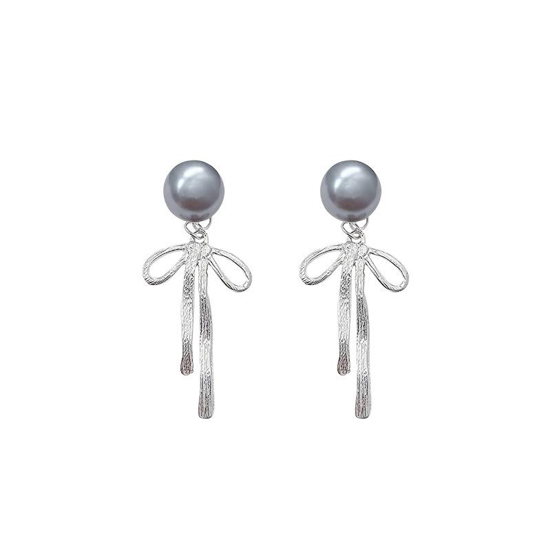 Two-wear silver-gray pearl bow earrings Women's personality design Internet celebrity earrings Silver needle ear jewelry