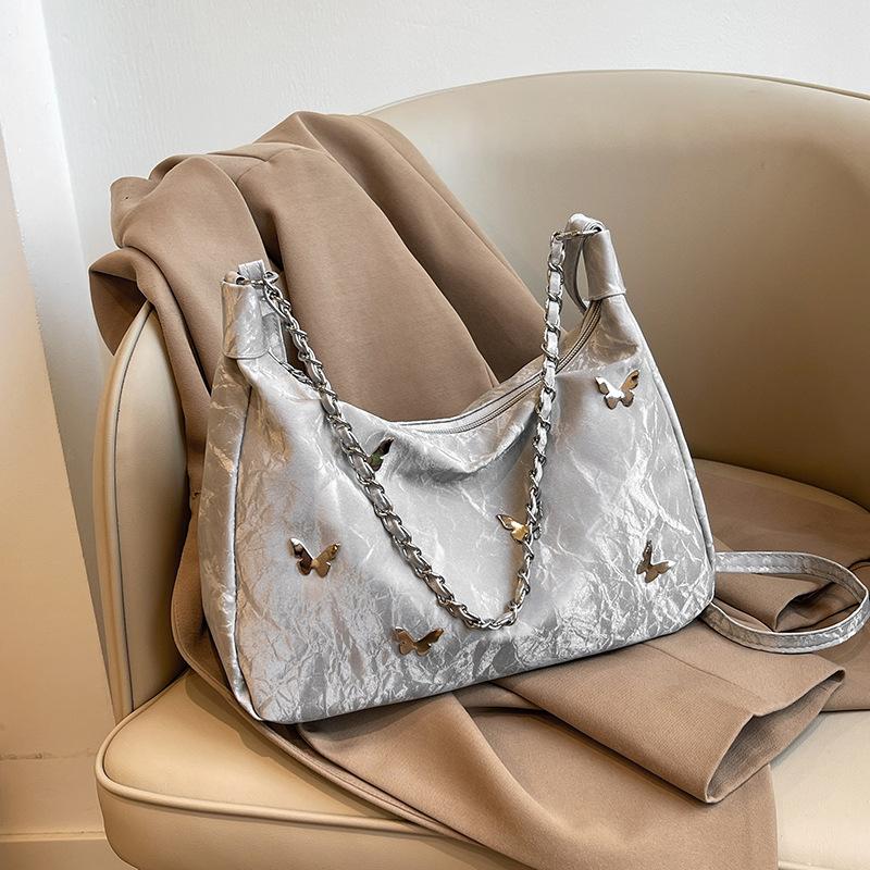 Damen-Tragetasche mit großem Fassungsvermögen, neue Freizeittasche mit Kette für den Herbst 2025, Klassentasche für Studenten, Umhängetasche