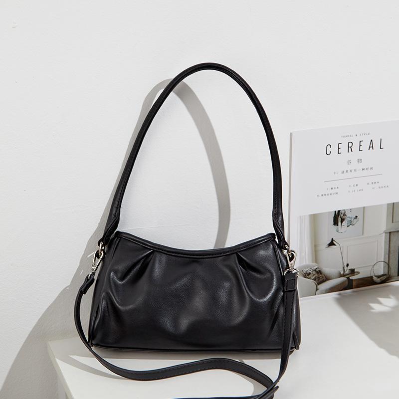 

Premium bag women s autumn and winter new niche design fashionable versatile messenger bag portable shoulder small square bag чёрный