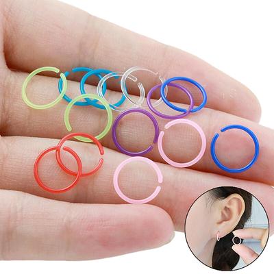 30 piezas/caja de pendientes de aro de resina redondos vintage para mujer, coloridos, antialérgicos, de plástico, pequeños, tipo botón