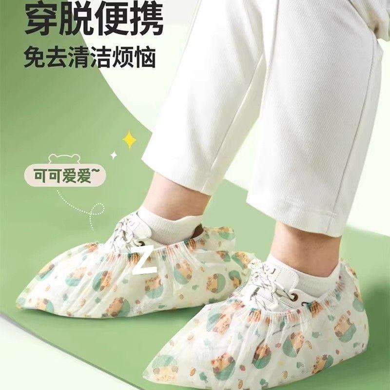Disposable shoe cover indoor thickened wear-resistant, dustproof and non-slip climbing mat children's cute non-woven printed foot cover