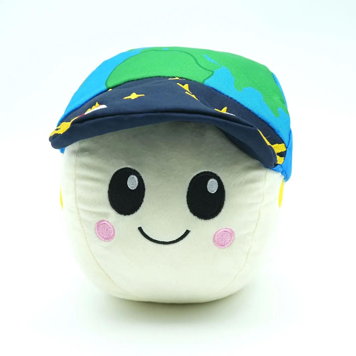 Süßes Erd-Astronauten-Stofftier, weiche, flauschige Planeten-Stoffpuppe mit Weltraumhut und besticktem Gesicht, als Geschenk für Weltraumliebhaber. 19cm