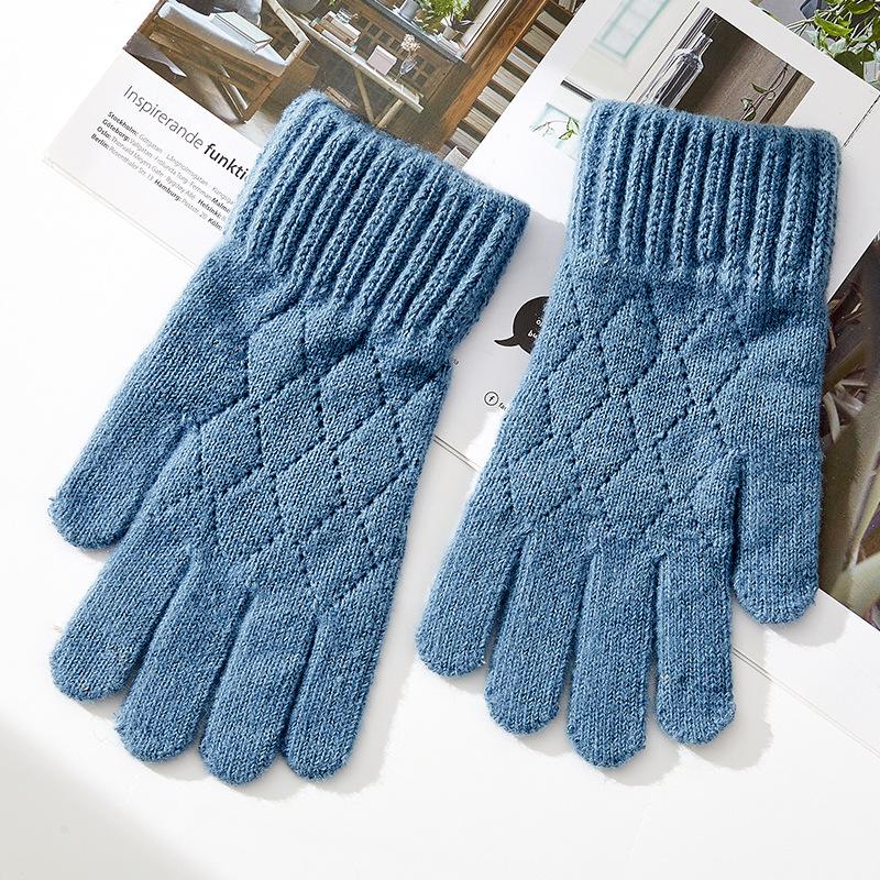 New Women's Solid Color Knitted Rhombus Jacquard Warm Gloves Stylish Touch Screen Riding Cold Proof Full Finger
