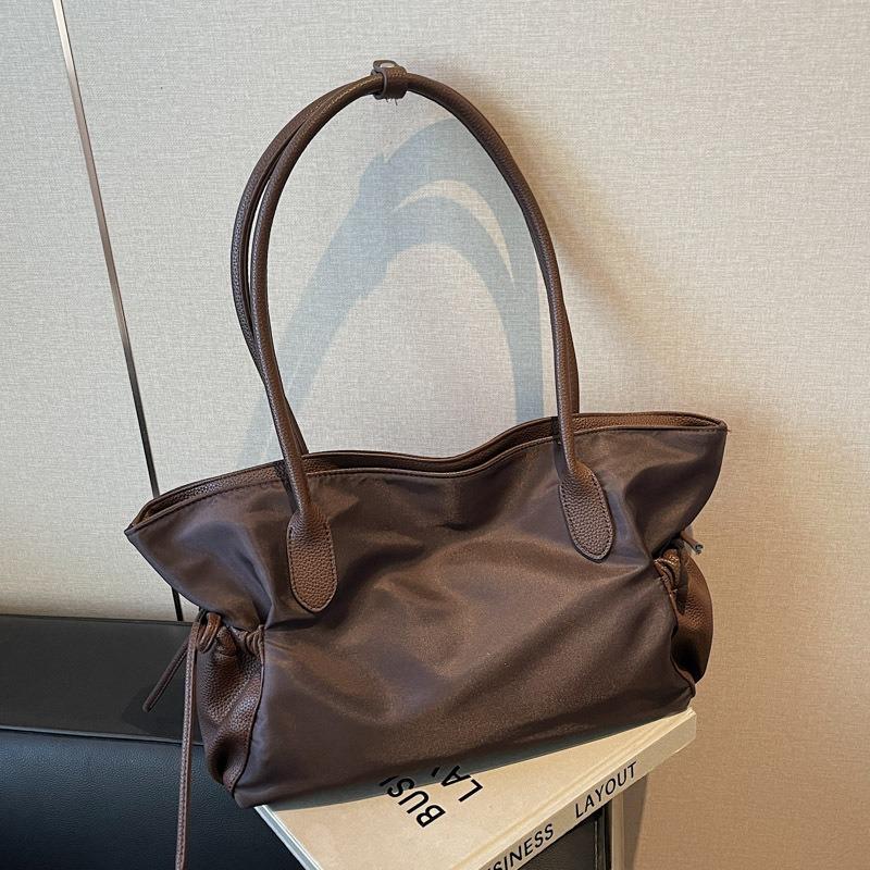 New nylon splicing daily commuting large-capacity versatile underarm shoulder women's bag lightweight portable tote bag