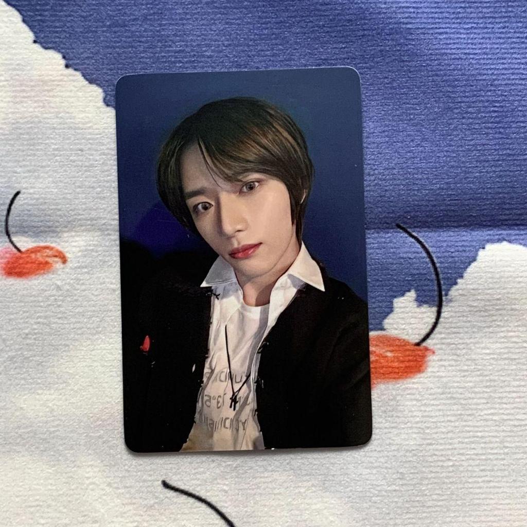 [USED] TXT Kpop Nara Beomgyu SANCTUARY US Exclusive Trading Card