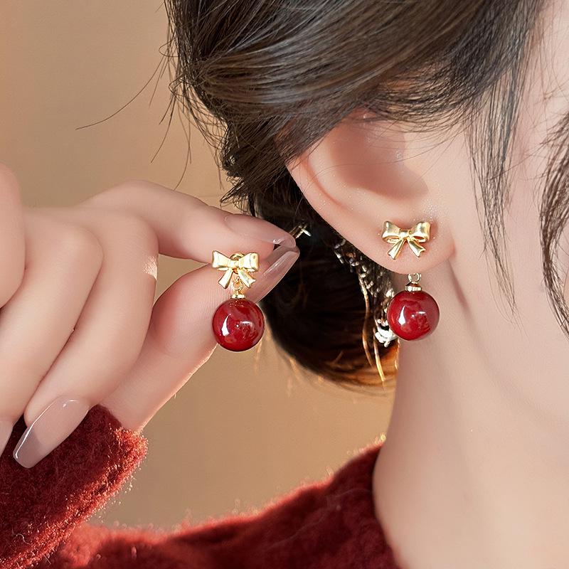 Silbernadel Harz Runde Ohrstecker - Luxuriöses Retro-Design Damen-Stecker mit einzigartigem Design.