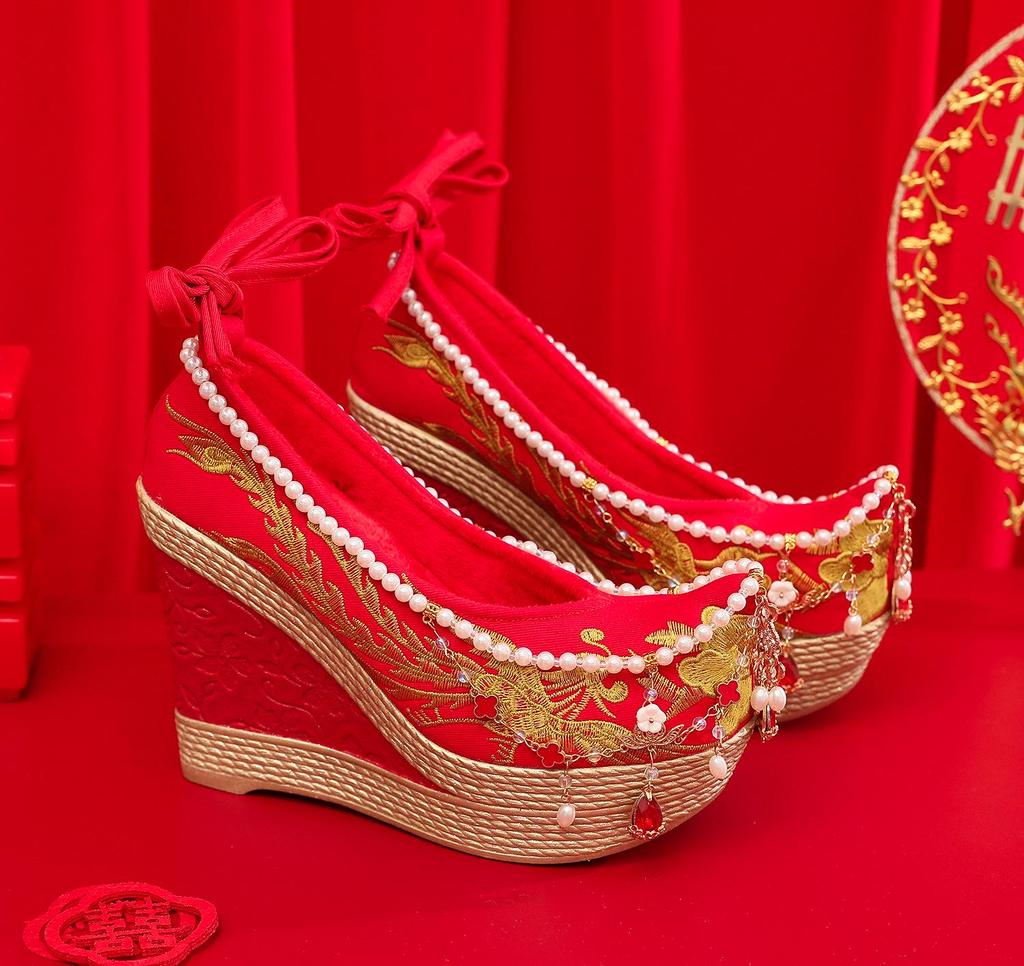 Show He Women's Spring Pearl Tassel High Heel Bridal Embroidered Shoes