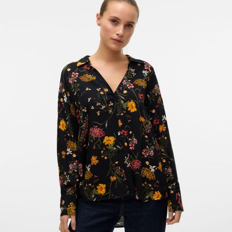 Blomstrete skjorte med knapper Dame VERO MODA