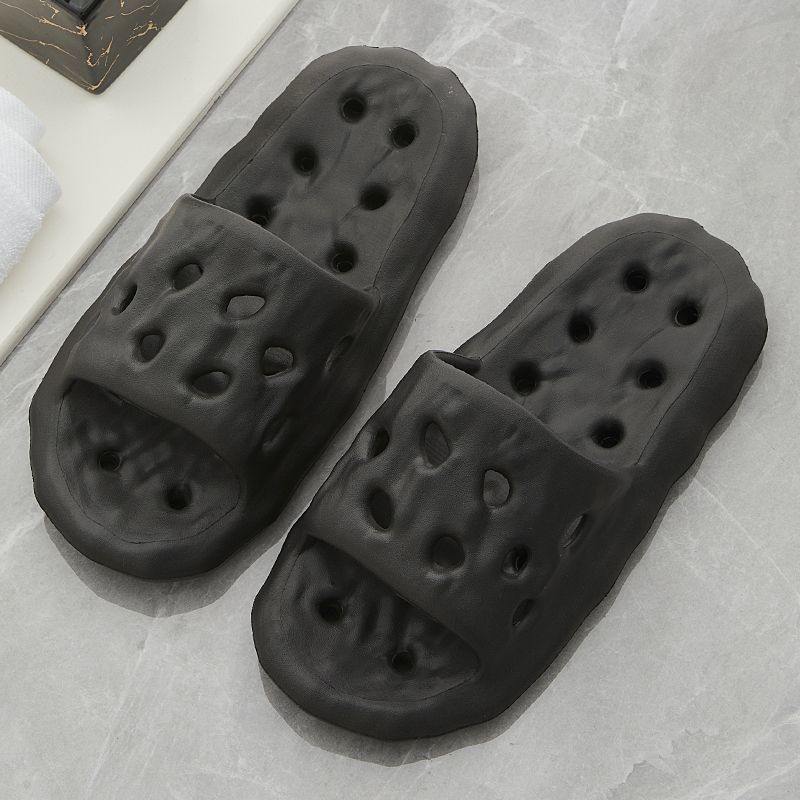 fashion Women New Bathroom Slippers Fashion Hollow Out Design Bathing Non Slip Couple Thick Sole Household Men Outwear Non-slip Shoes