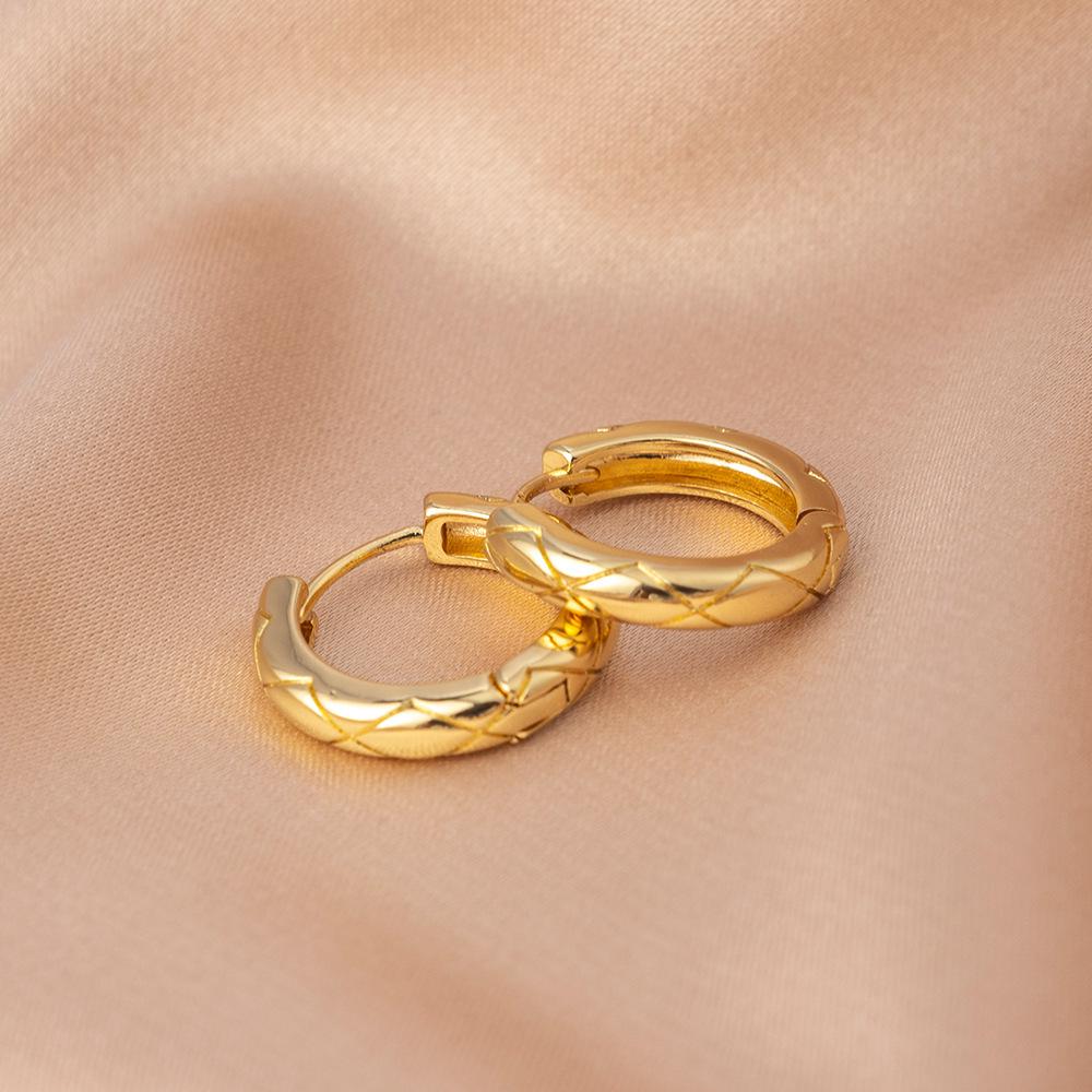 Elegant Silver Hoop Earrings for Women - Light Luxury Statement Design