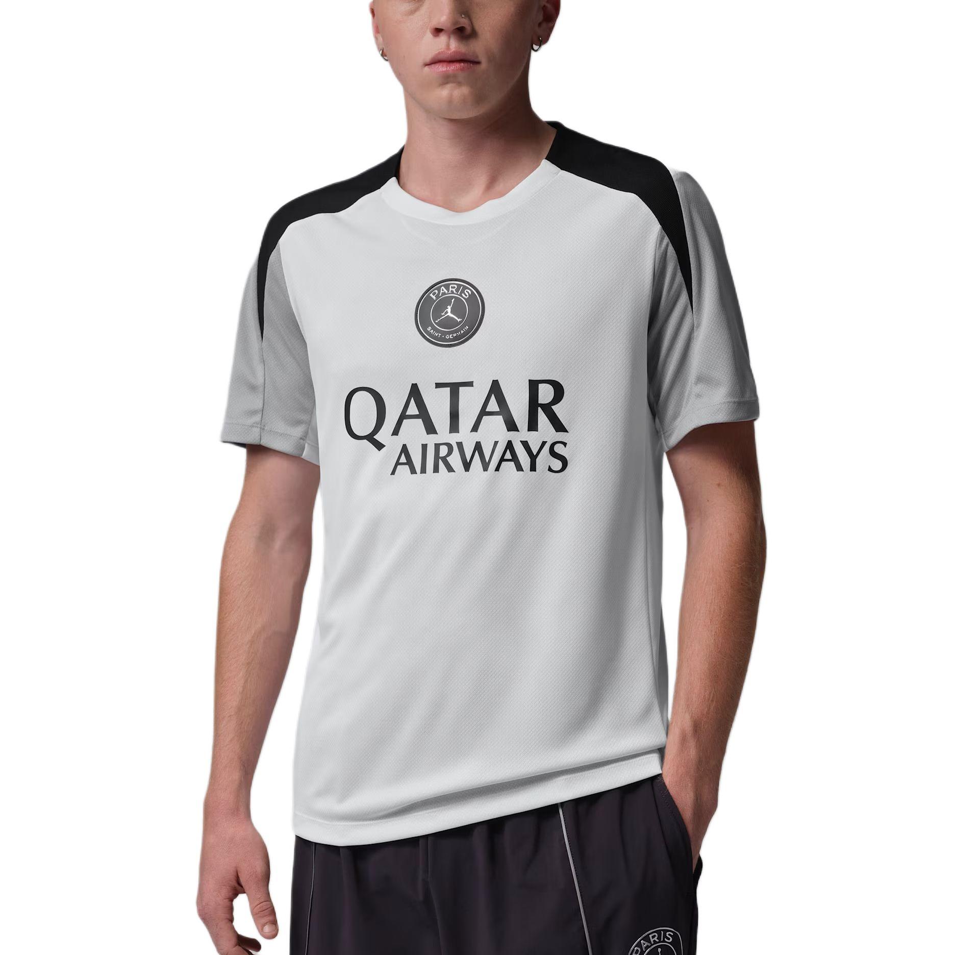 Jordan Paris Saint-Germain Strike Night Edition Men s Jordan Dri-FIT Soccer Short-Sleeve Knit Top IO4836-101 XL