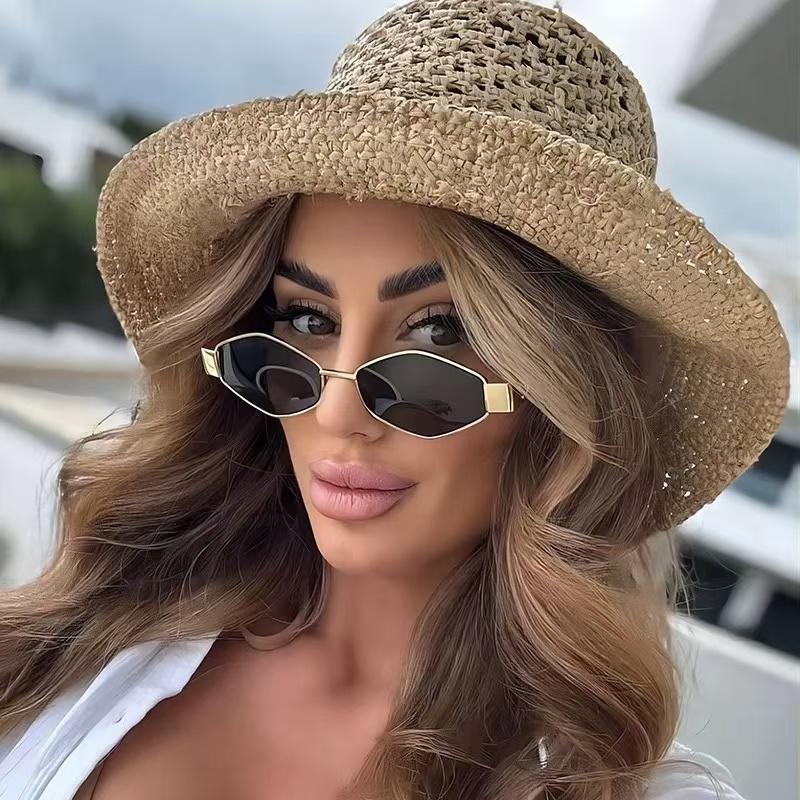 Metal Small Frame Polygonal Women's Sunglasses Fashion Punk Rhombus Sun Glasses For Women Trendy  Vintage Diamond Eyewear