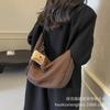Casual large-capacity dumpling bag women's 2025 new trendy lazy style fashionable versatile commuter shoulder messenger bag