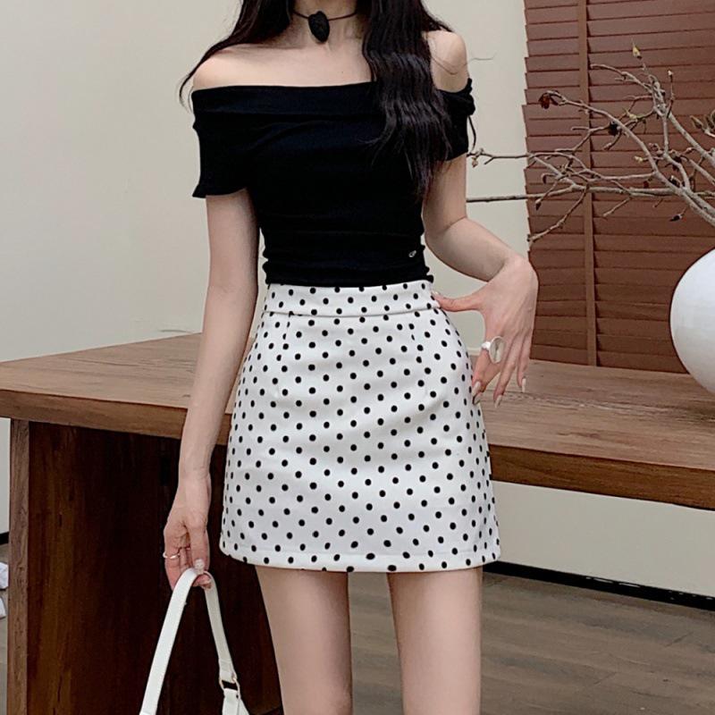 2025 Summer Women's Sweet & Spicy Apricot Polka Dot A-Line Skirt - Hip-Wrapping Casual Mini Skirt