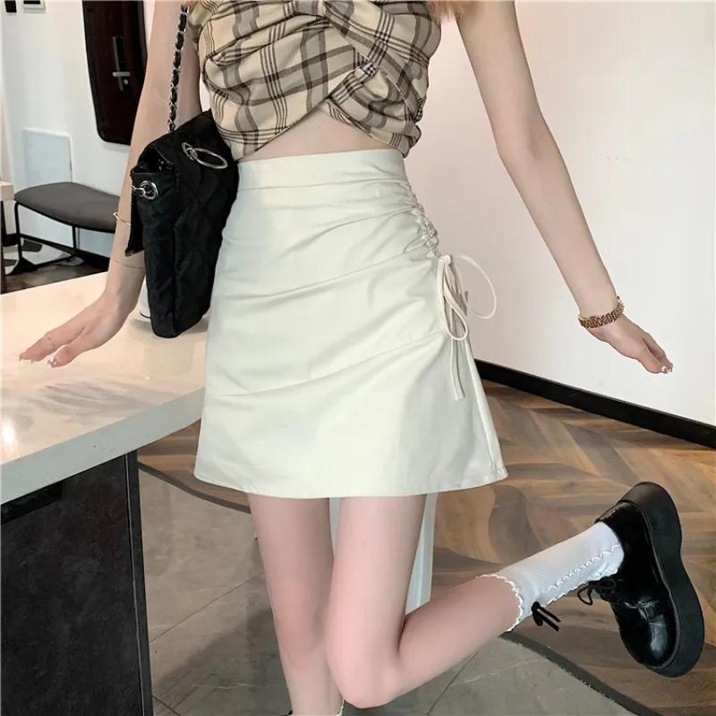 Women's Slim Fit Black Ruched Drawstring Mini Skirt