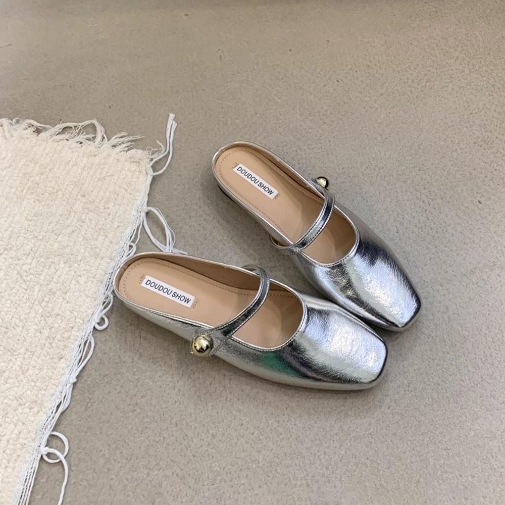 

French design bag head half slippers women s summer new outer wear flat-bottomed niche Muller shoes 35 серебряный