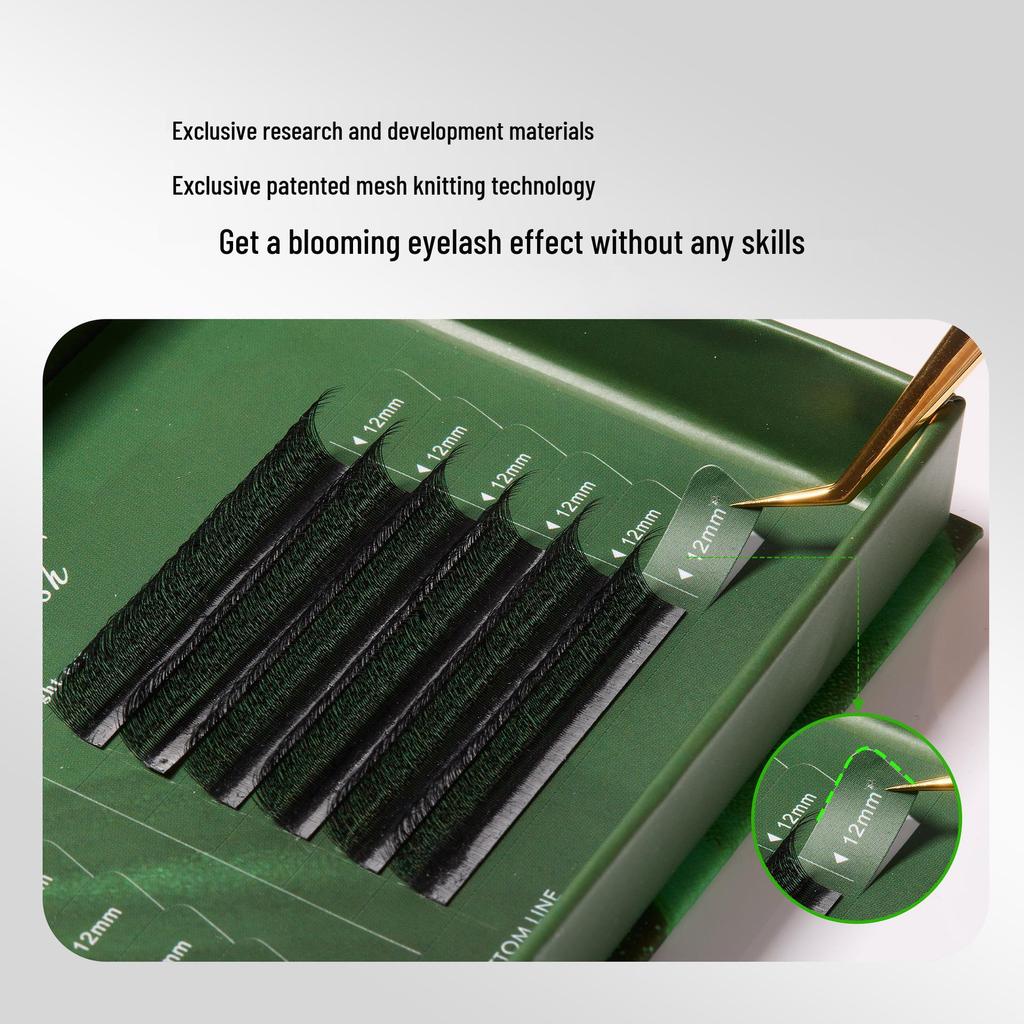 DeceMars Slanted Three-Leaf Clover Fox-Eye Eyelash Extensions - Seamless, Rootless Blooming for Salon-Quality Grafting.
