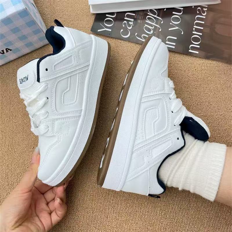 Korean autumn new ins style niche board shoes chic platform sports student shoes