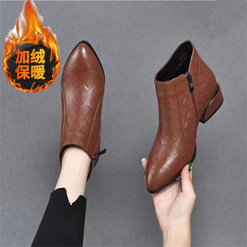 

Мягкие кожаные короткие женские сапоги с острым носком на толстом каблуке британские босоножки 2024 года осень-зима новые хлопковые туфли Мартин сапоги бархатные кожаные туфли 40