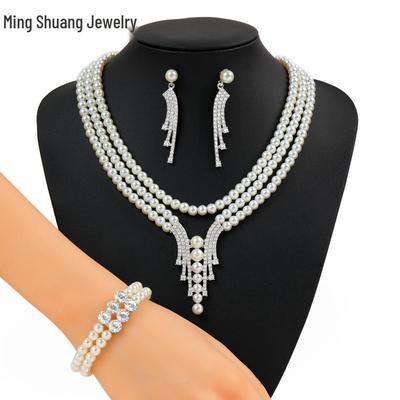 Set di gioielli in perle europei e americani di tendenza: Collana, Orecchini e Bracciale per Matrimoni & Serate