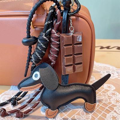 Ciondolo per borsa in corda intrecciata, portachiavi di alta qualità, stile bassotto, adatto per accessori per borse