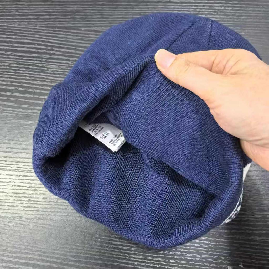 Zhao Lusi-Inspired Unisex Knitted Wool Beanie – Autumn/Winter Casual Style