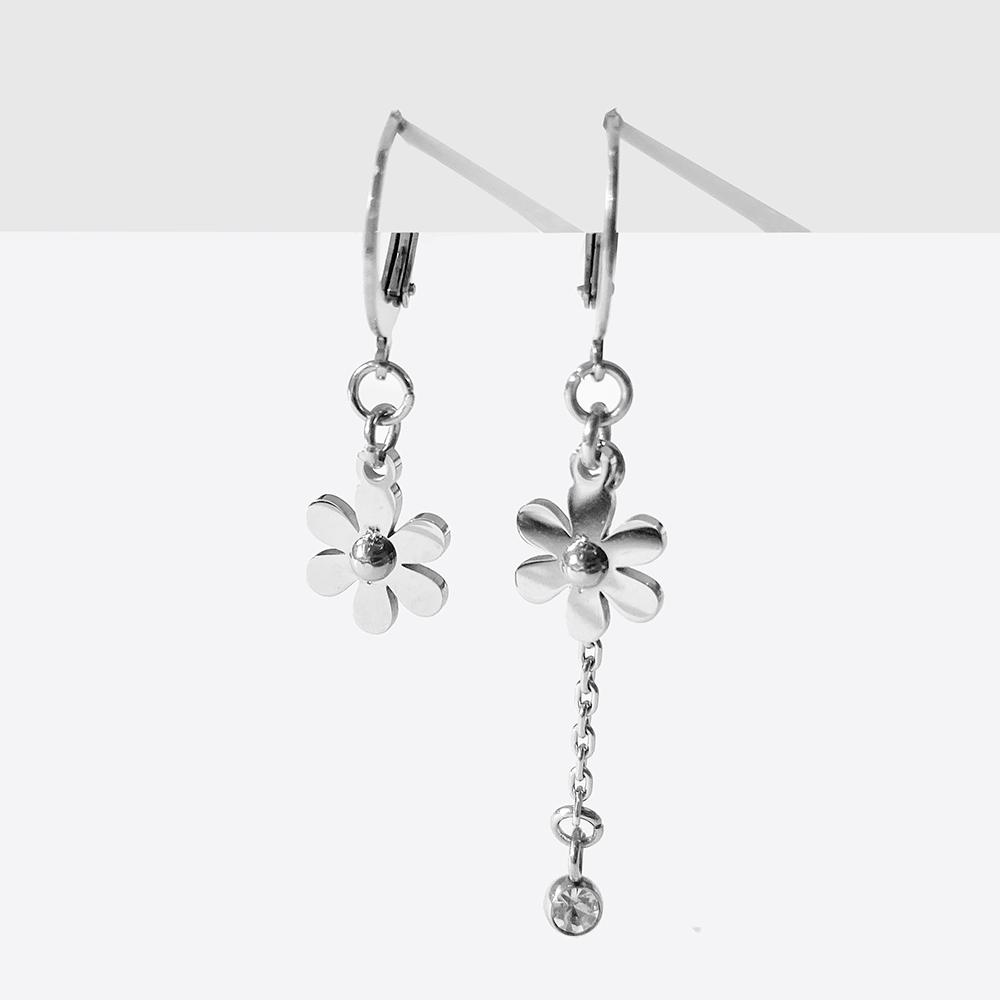 Rush Off Surgical Steel Asymmetrical Flower Earrings