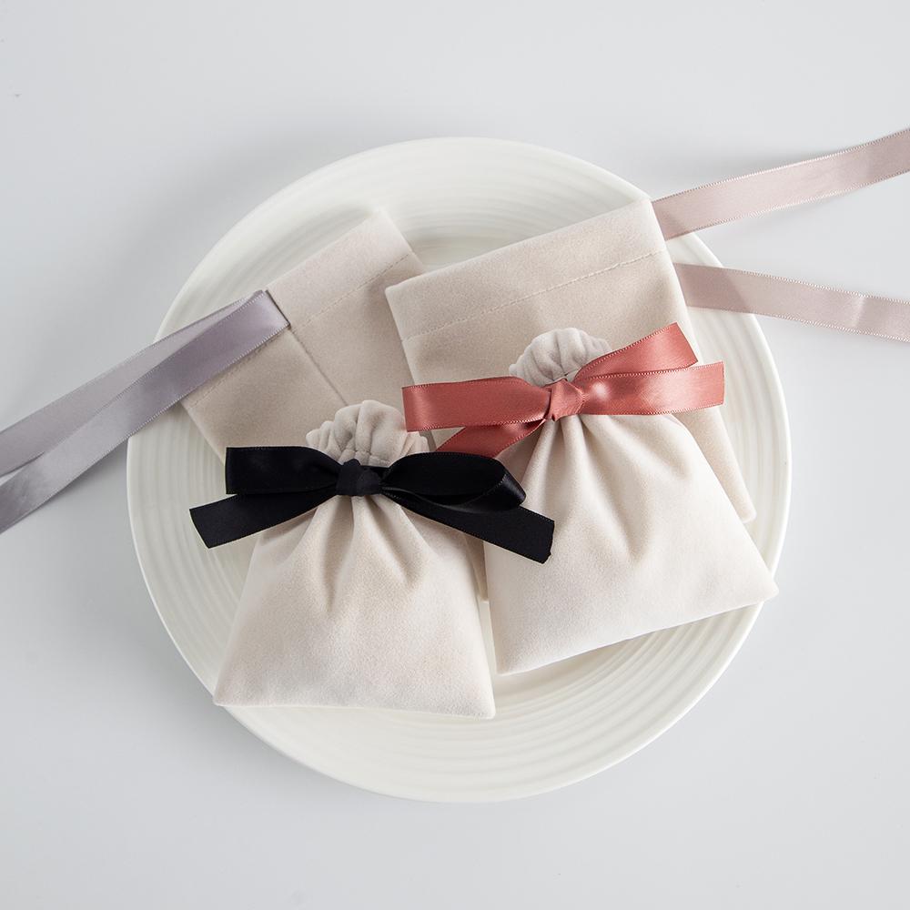 5pcs/Lot Bulk Beige Velvet Pouches Ribbon Jewelry Packing Display Storage For Wedding Candy Gift Travel Drawstring Dust Bags