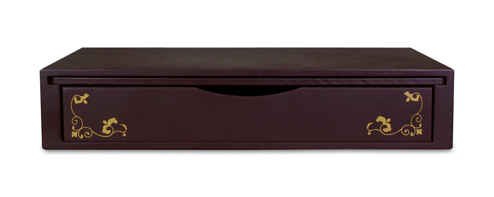 

TATSU-CRAFT Kishu Lacquer Mini Buddhist Altar, with its dedicated stand and individually boxed stand. Made by Hashimoto Tatsunosuke Kogyo with a